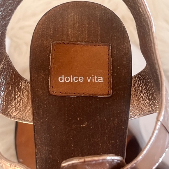 Dolce Vita platform metallic t-strap high heel sandals -Size 7.5 - Picture 10 of 14